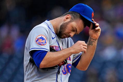Tylor Megill roughed up as Mets losing streak hits 7 with 14-7 loss to the Pirates